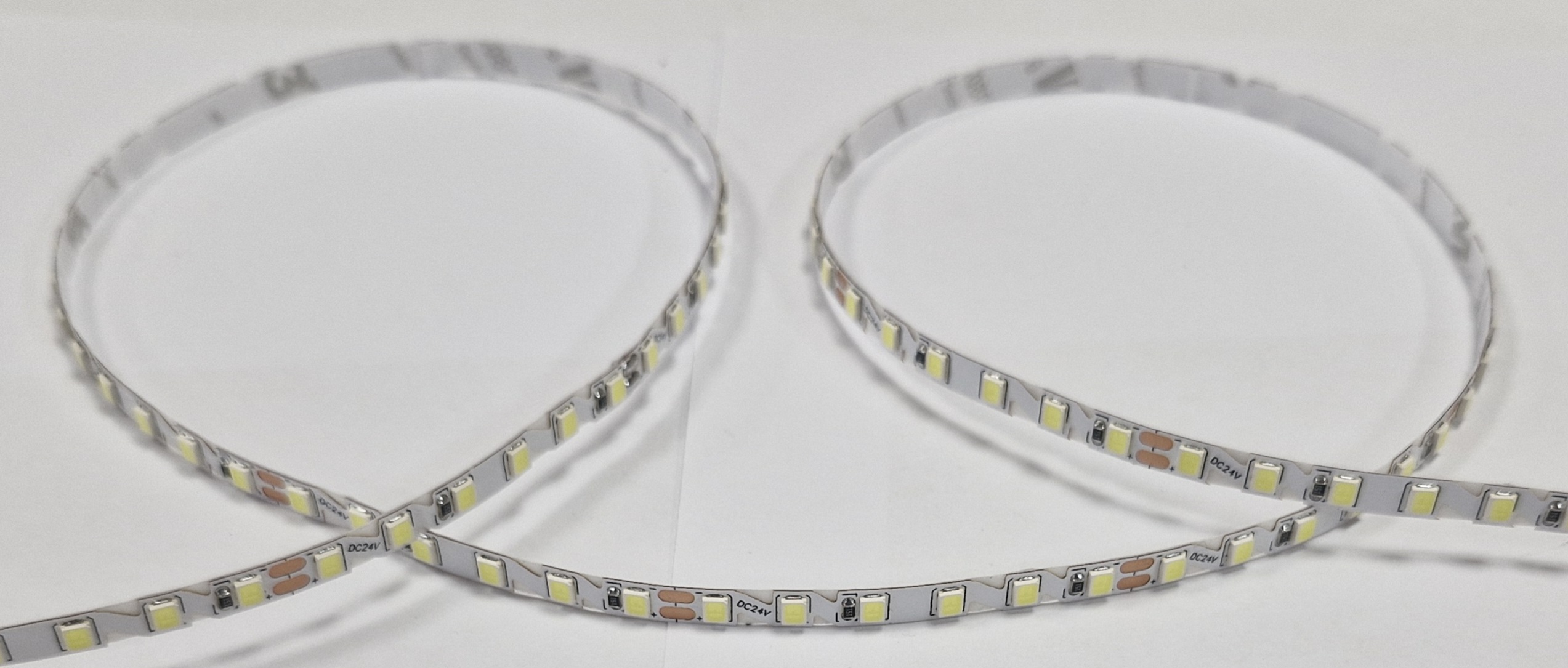 Светодиодная лента Standart PRO-RZ 2835 120Led White 5mm (24V, 9.6W, 6000-6500, IP20)